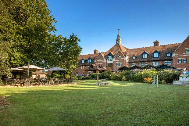 To stay or not to stay